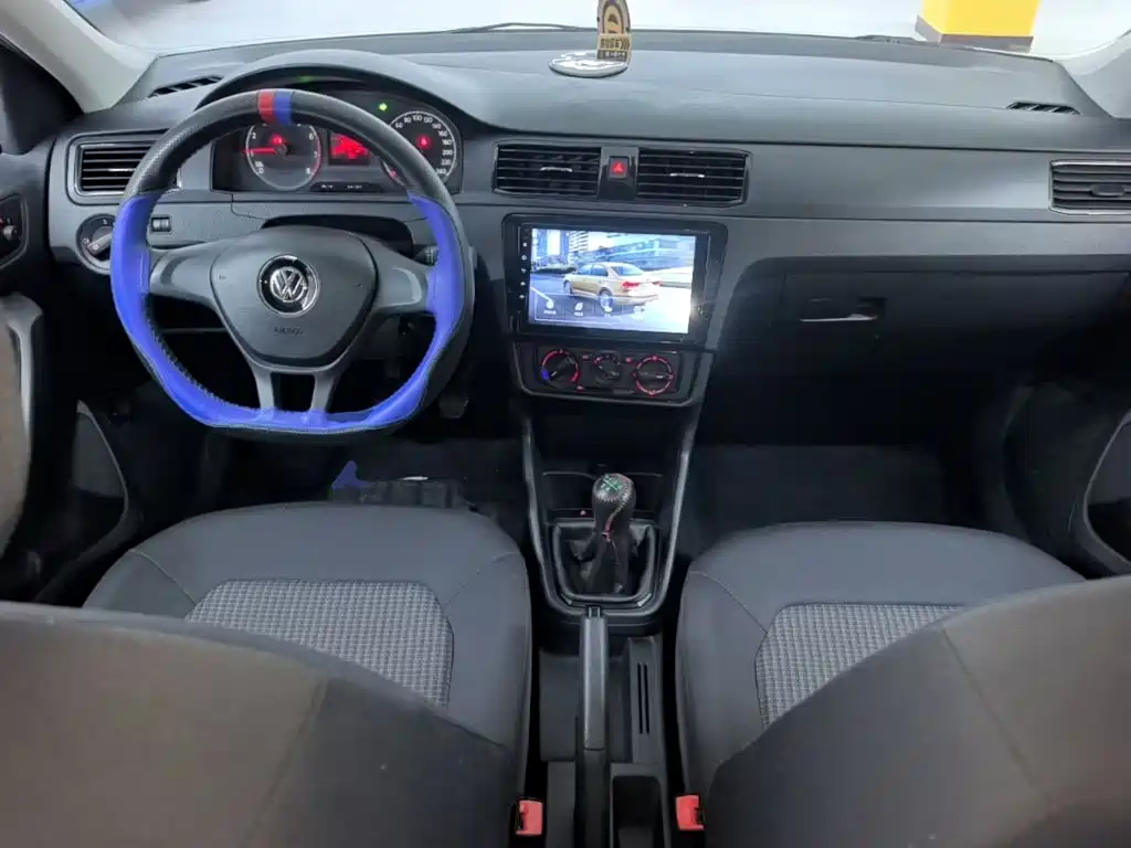 Volkswagen Santana — миниатюра 10