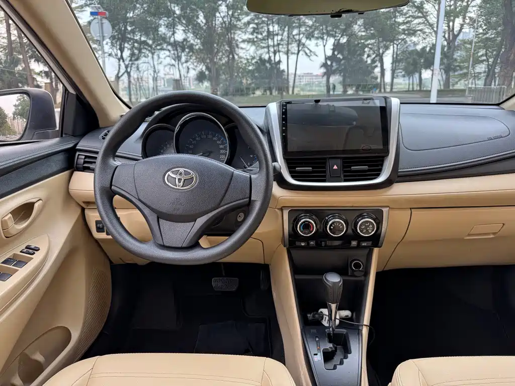 TOYOTA VIOS