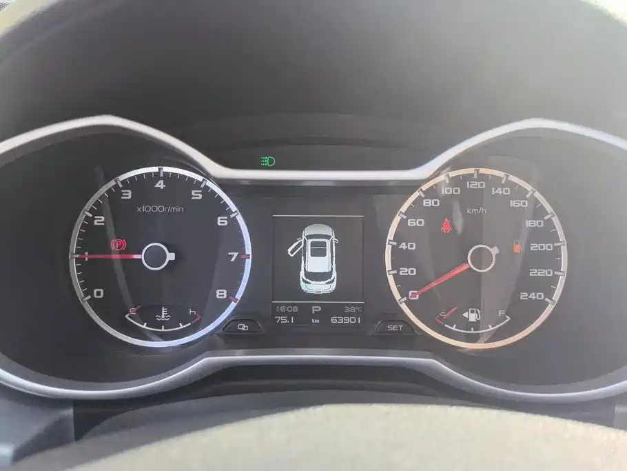 Geely Boyue — миниатюра 14