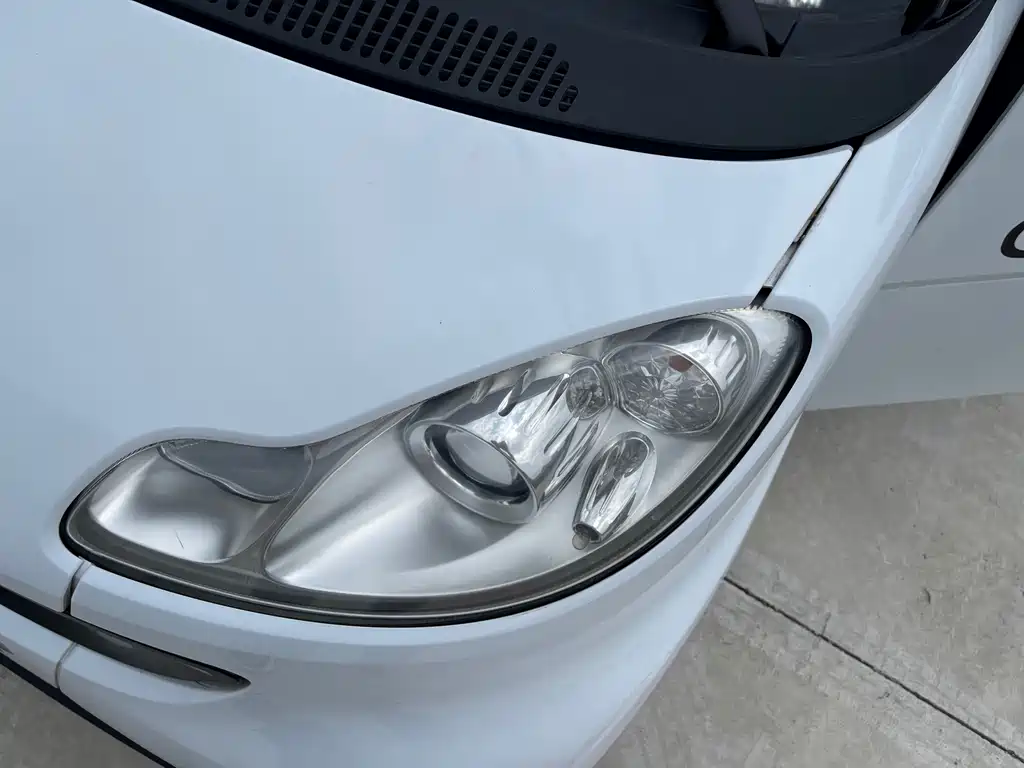 smart Smart Fortwo — миниатюра 15