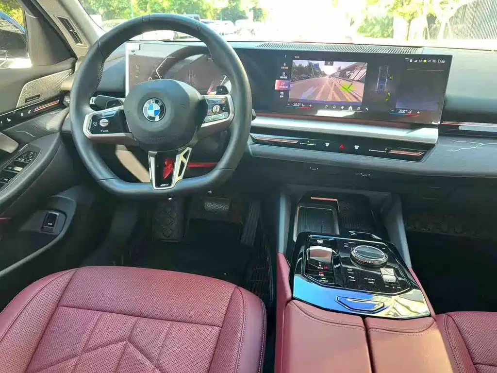 BMW 5 Series — миниатюра 3