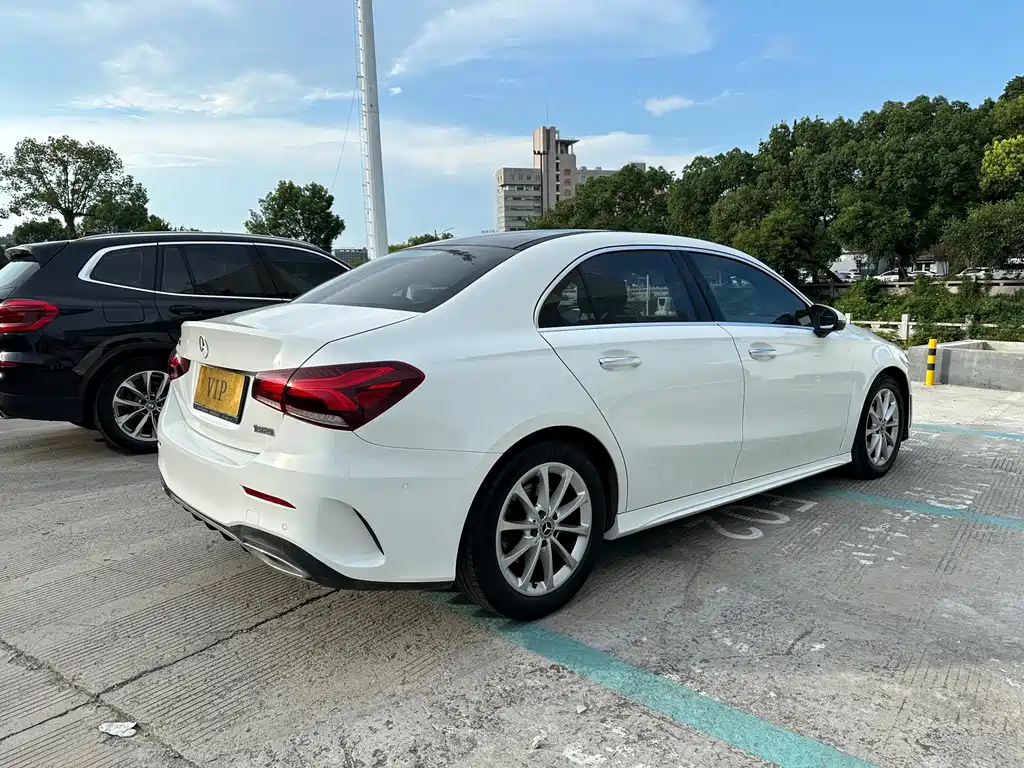 Mercedes-Benz A-Class — миниатюра 9
