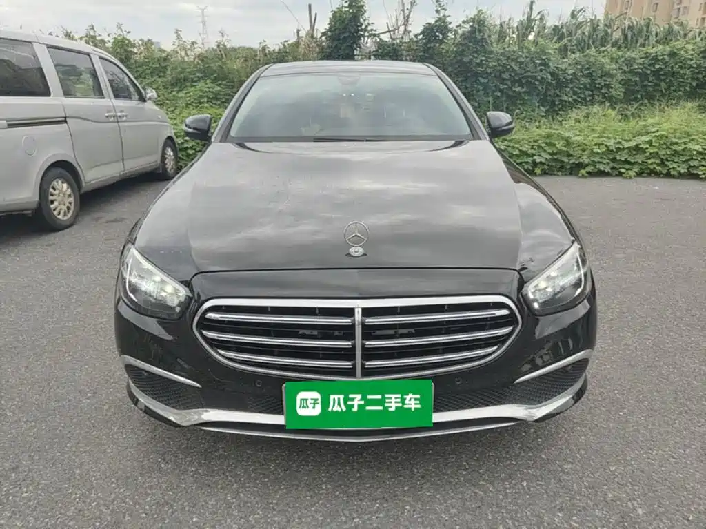 Mercedes-Benz E-Class — миниатюра 3