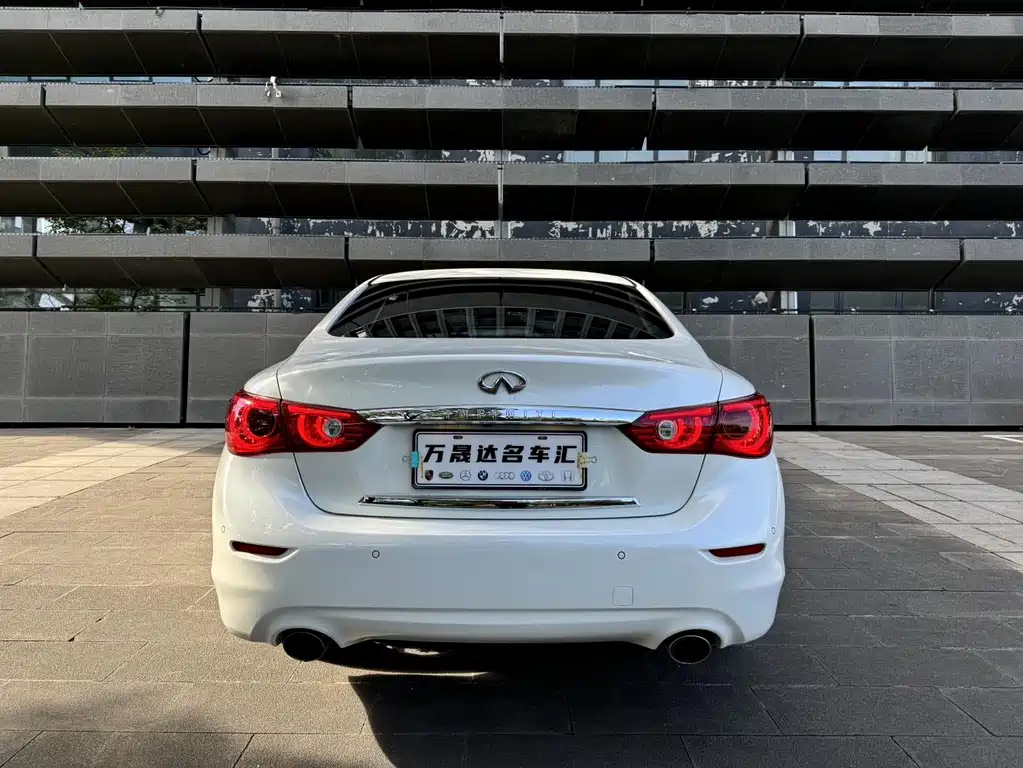 Infiniti Q50L — миниатюра 4