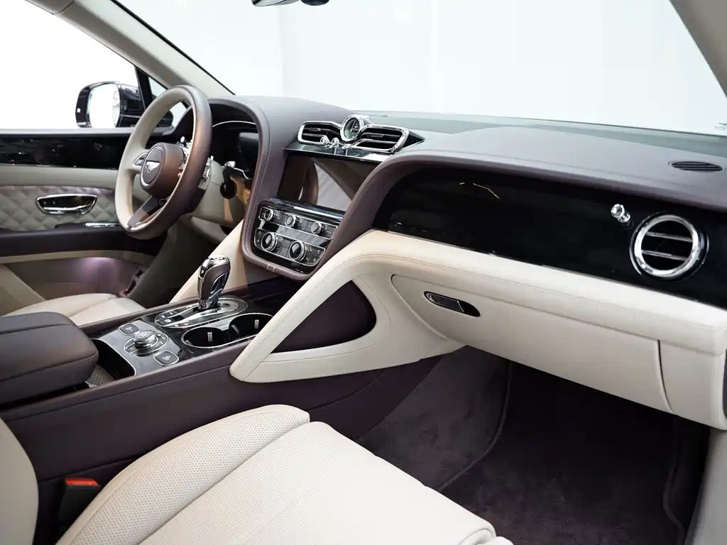 Bentley Bentayga — миниатюра 8