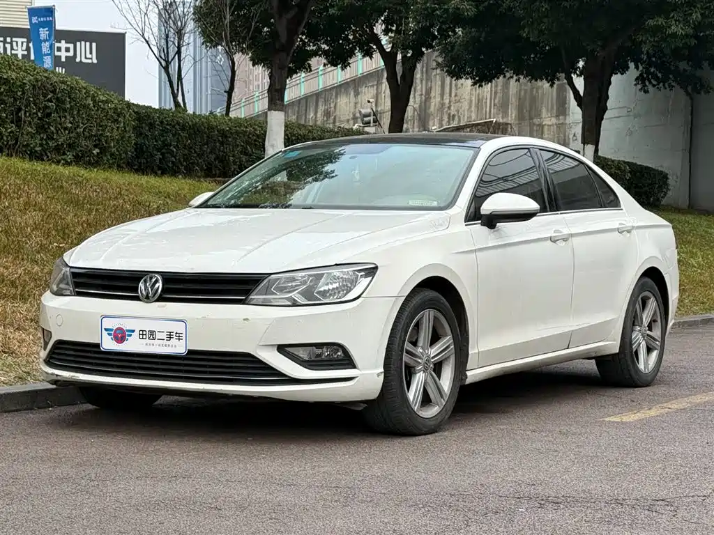 Volkswagen Lamando 2015