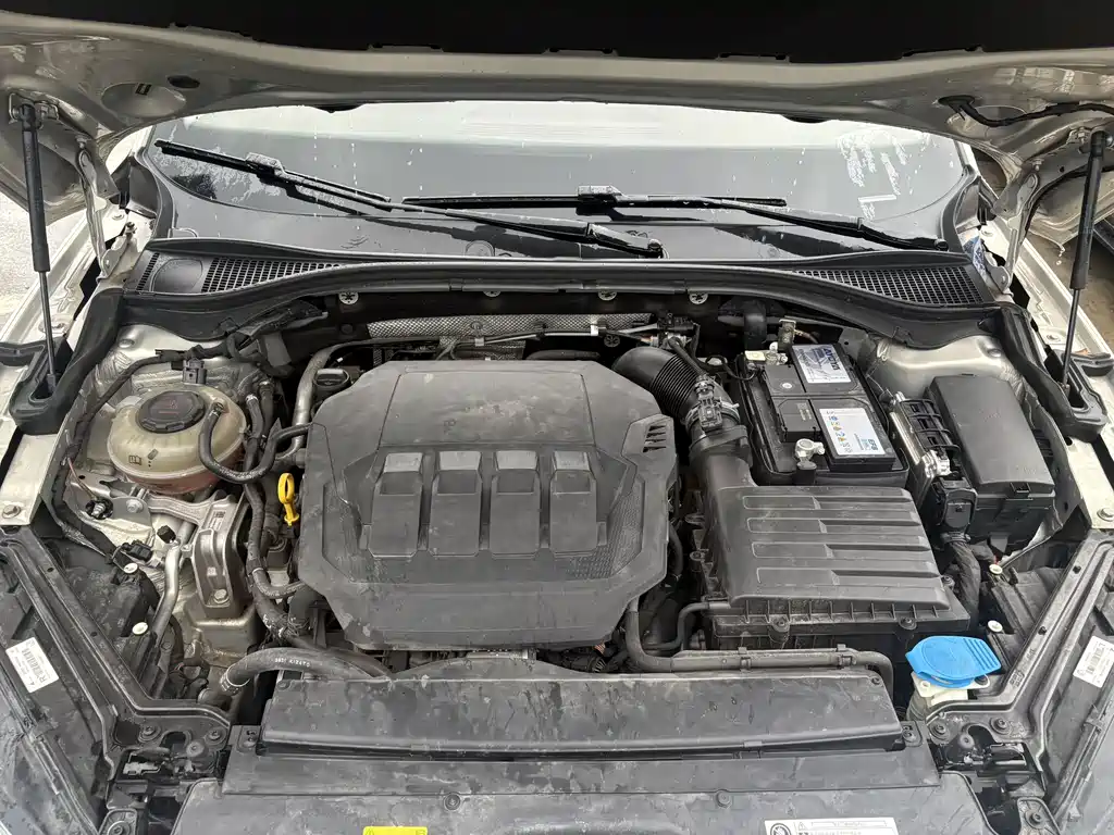 Skoda Superb — миниатюра 7