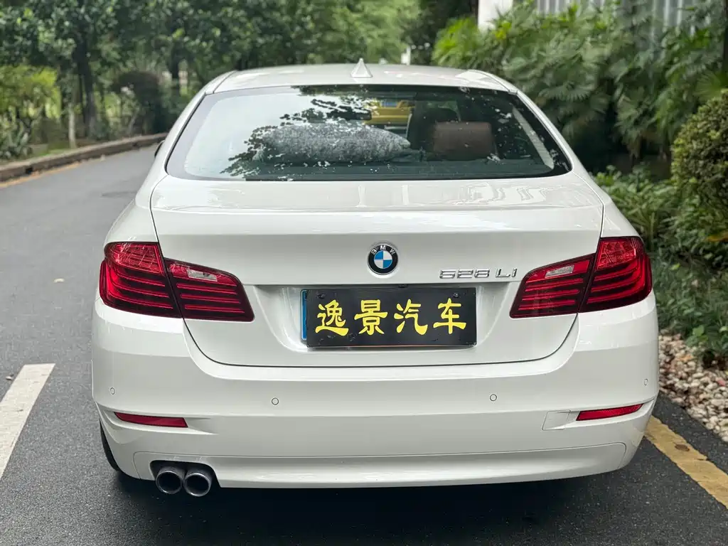 BMW 5 Series — миниатюра 4