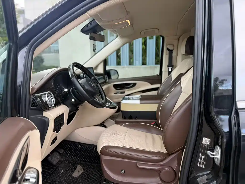 Mercedes-Benz Vito — миниатюра 6