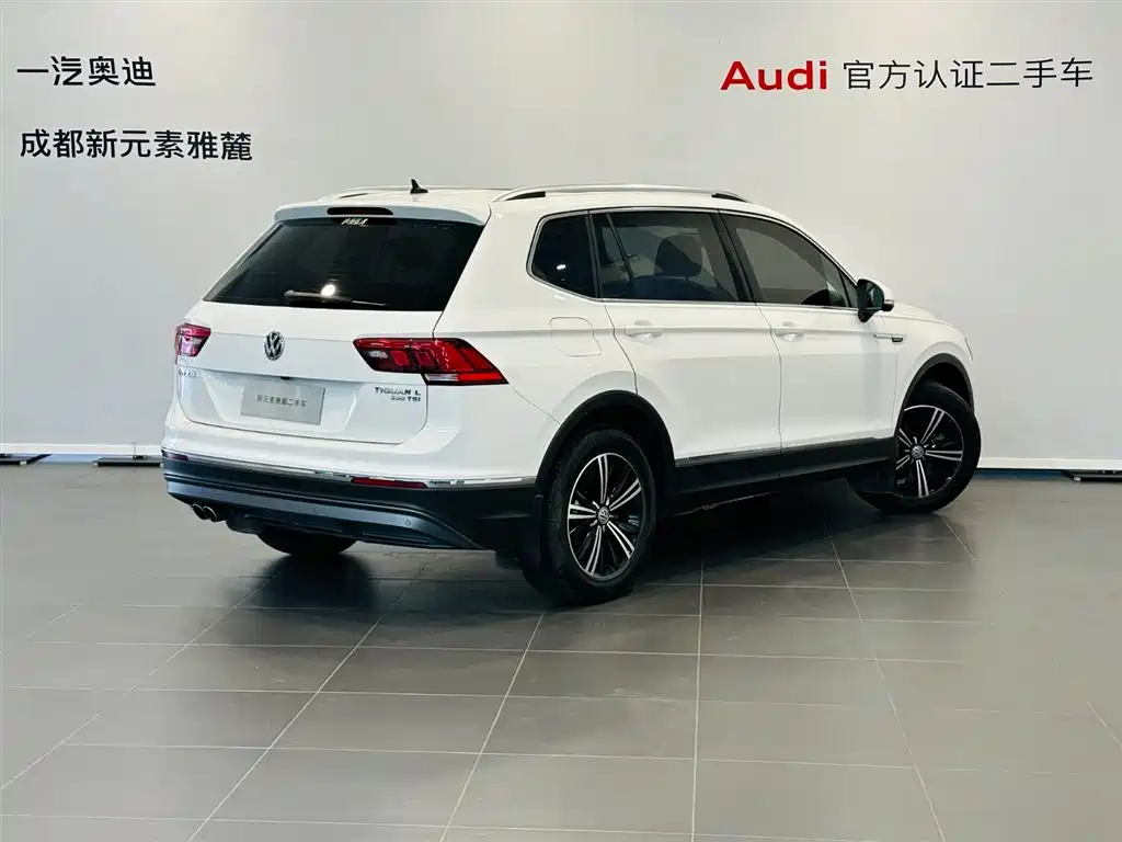 Volkswagen Tiguan L L 2019 330TSI AT Comfort VI
