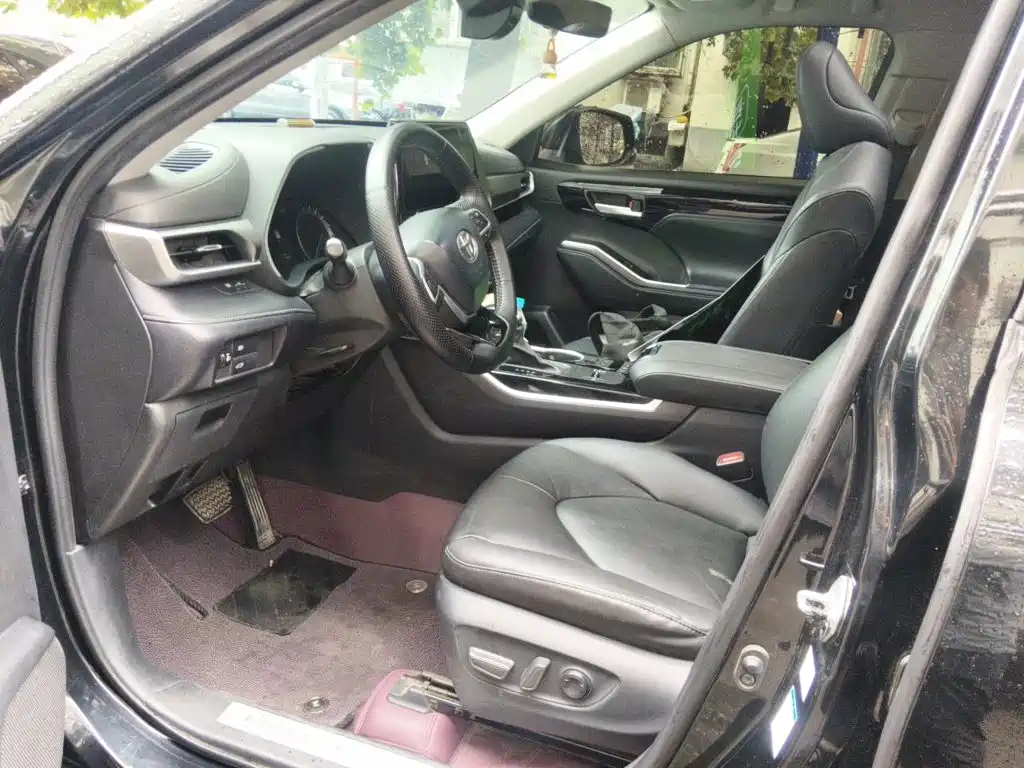 Toyota Highlander — миниатюра 8