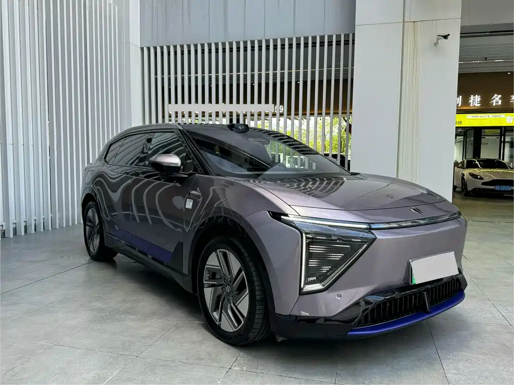 HiPhi HiPhi Y 2023 765km Flagship