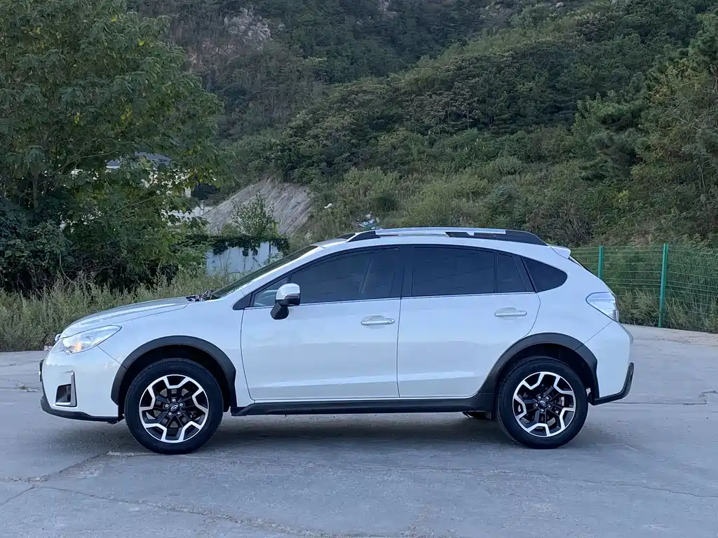 Subaru XV — миниатюра 4
