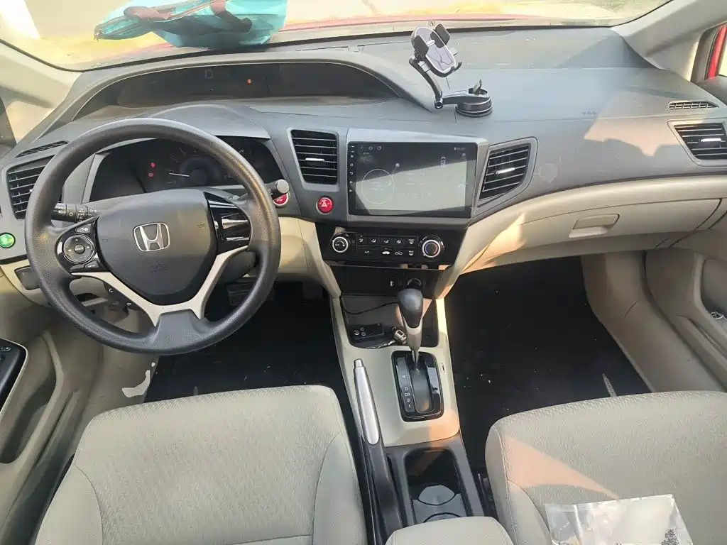 Honda Civic — миниатюра 13