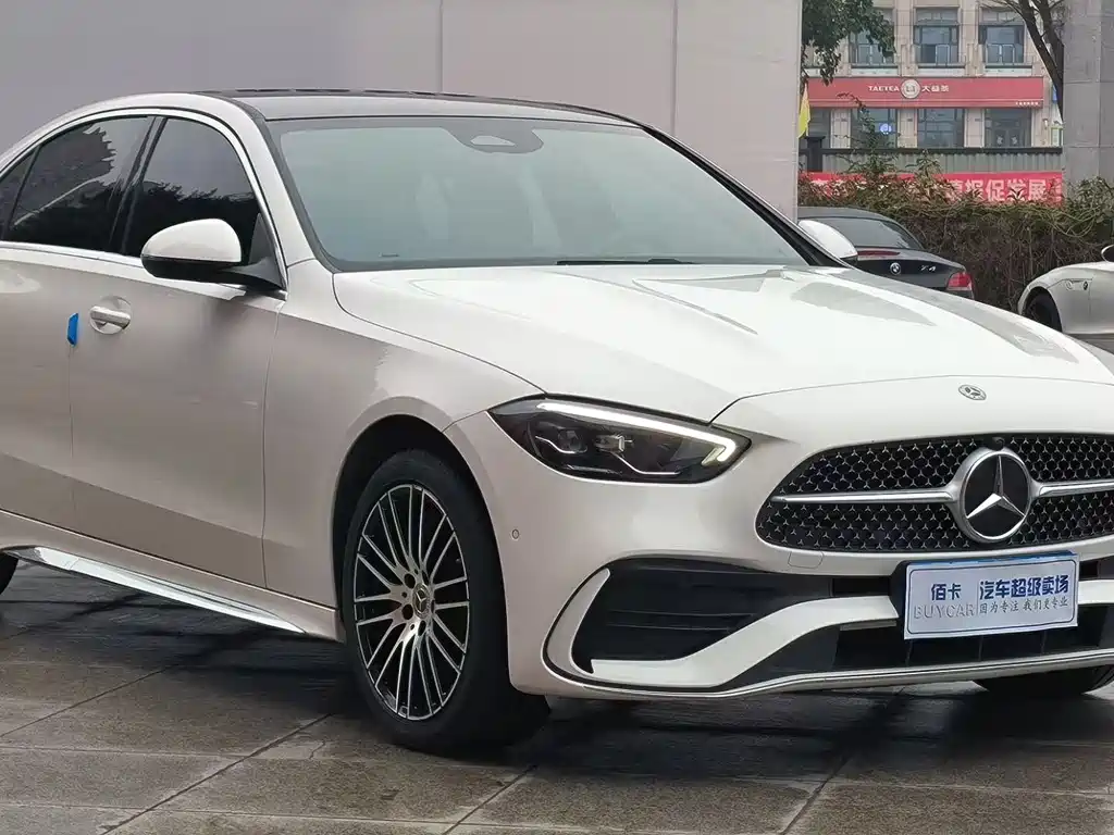 Mercedes-Benz C-Class 2021