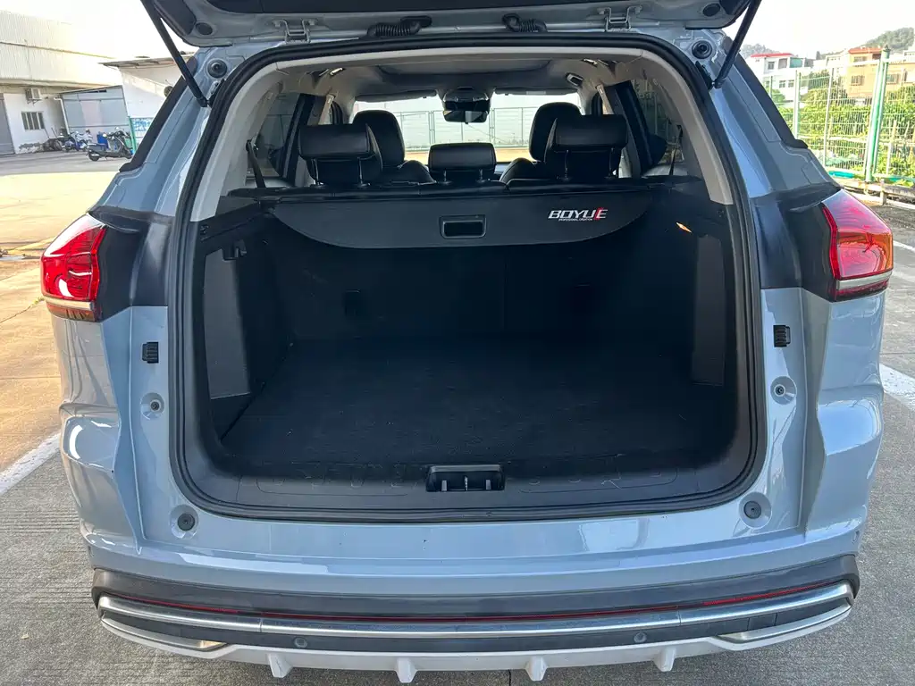 Geely Boyue — миниатюра 14