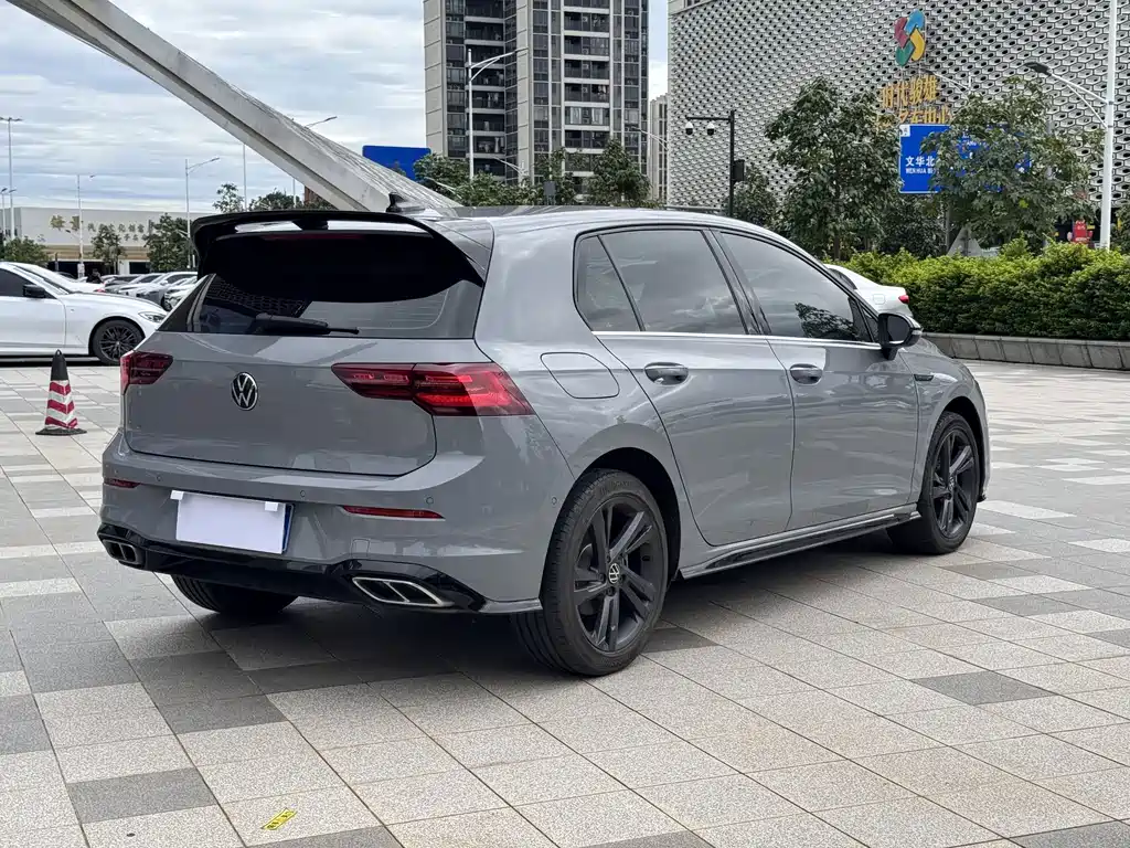 Volkswagen Golf — миниатюра 4