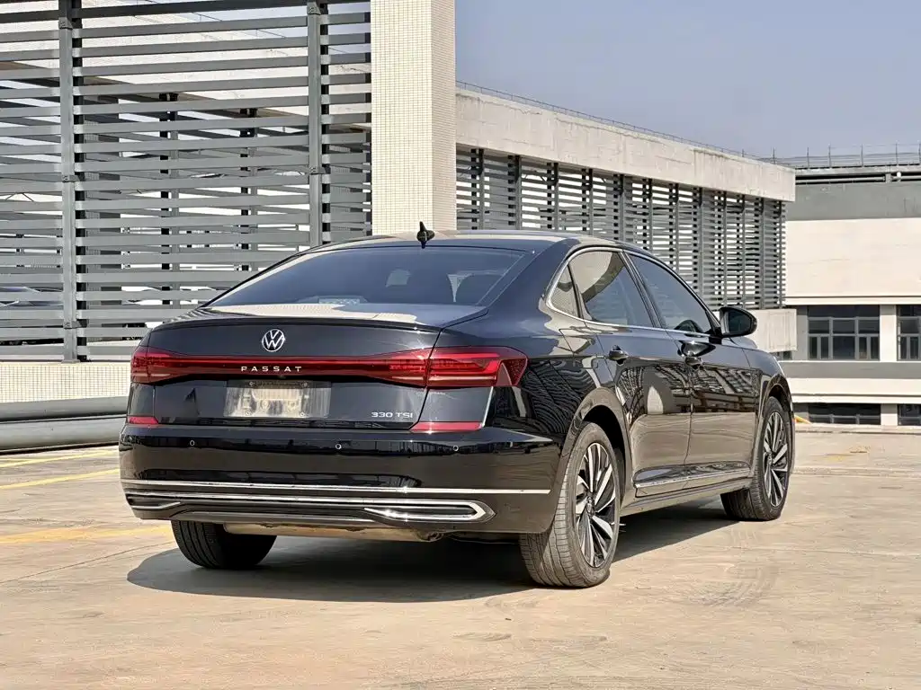 Volkswagen Passat — миниатюра 7