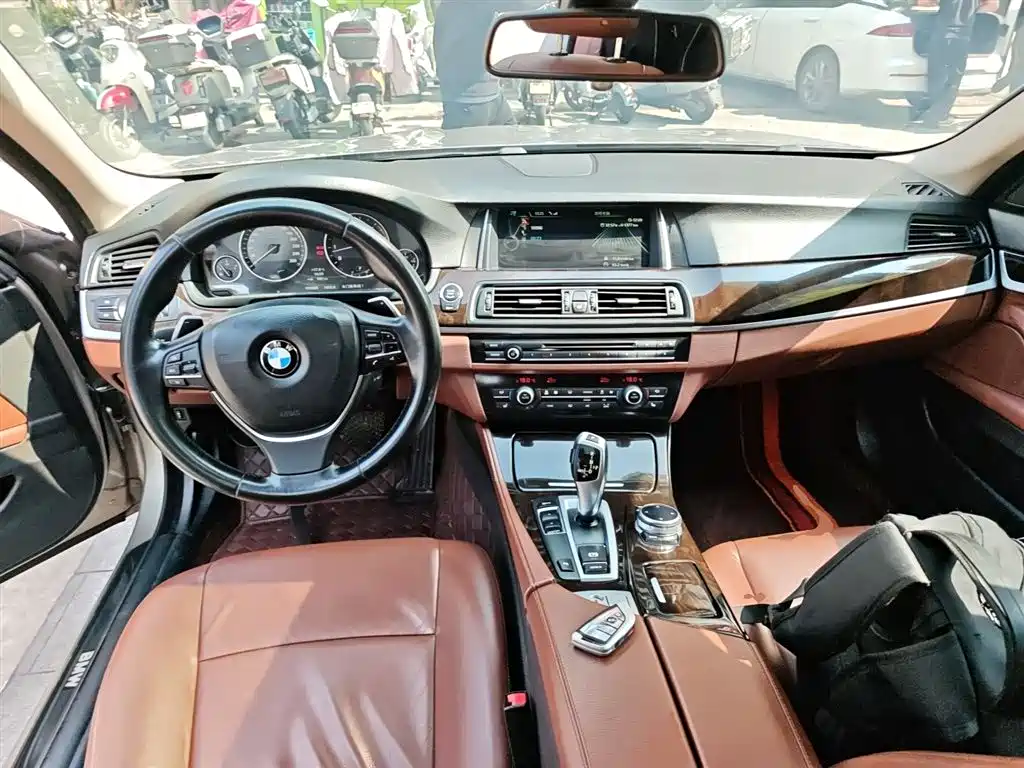 BMW 5 Series 5 2014 535Li Lead