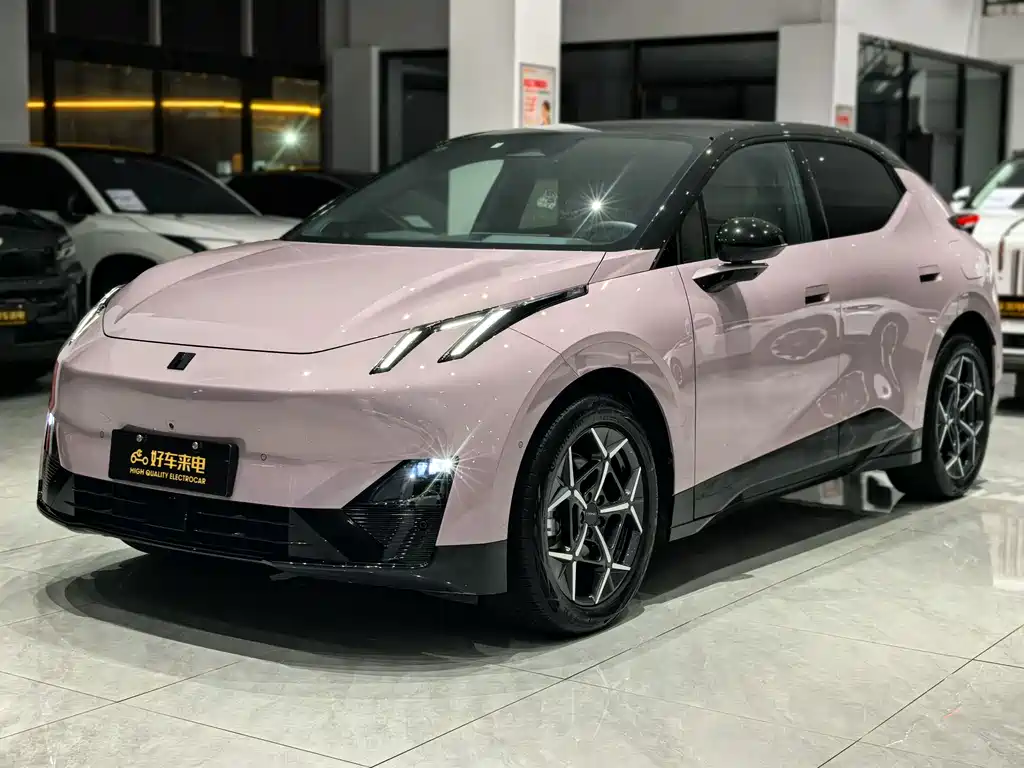 Lynk & Co Z20