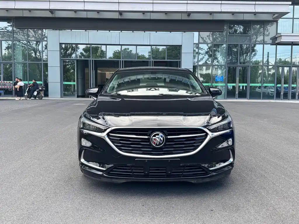 Buick LaCrosse — миниатюра 2