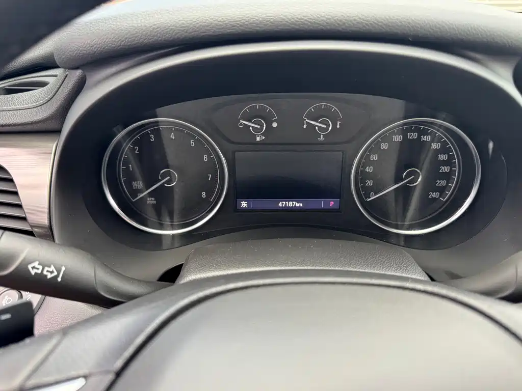 Buick LaCrosse — миниатюра 13