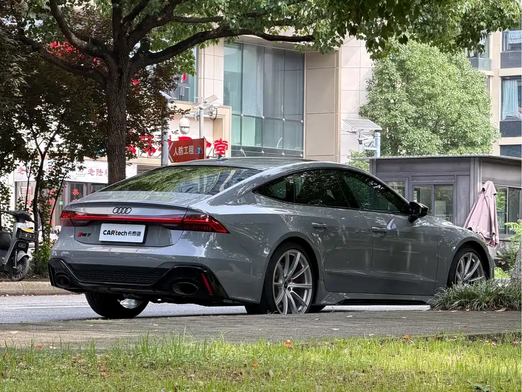 Audi RS 7 — миниатюра 6
