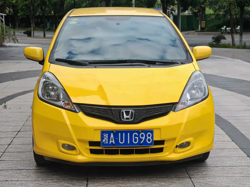 Honda Fit — миниатюра 2