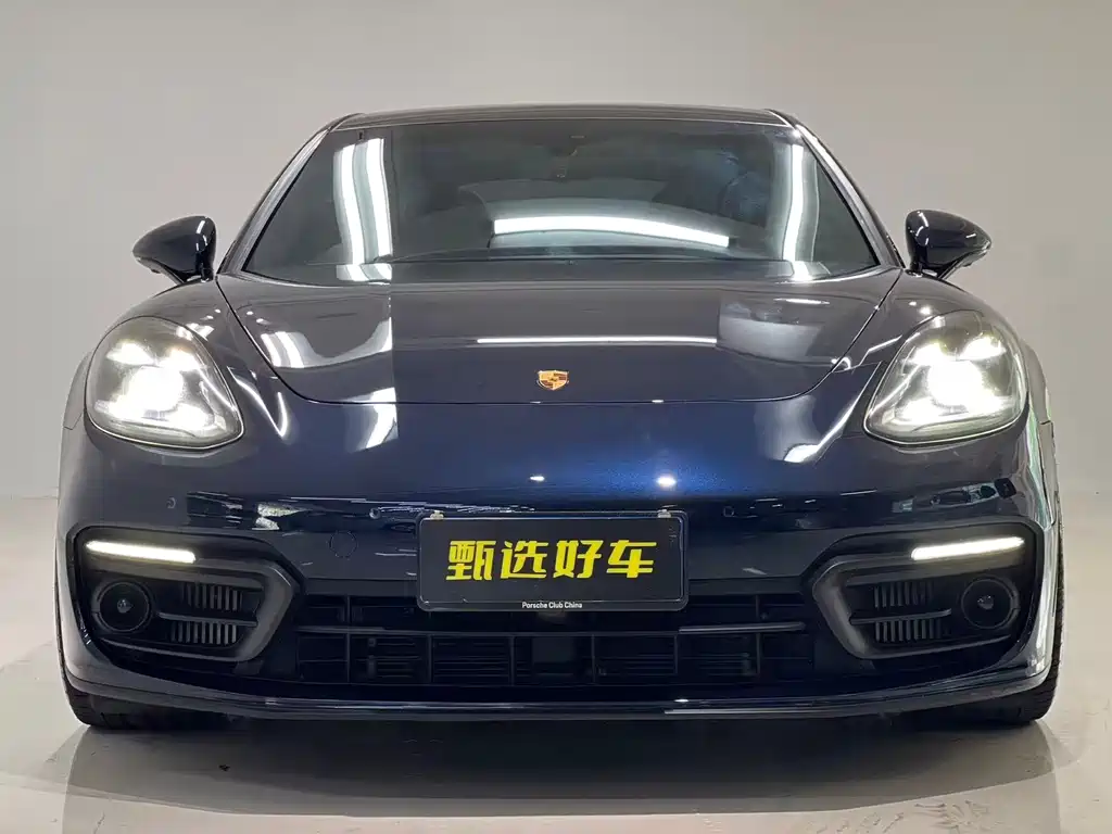 Porsche Panamera — миниатюра 2