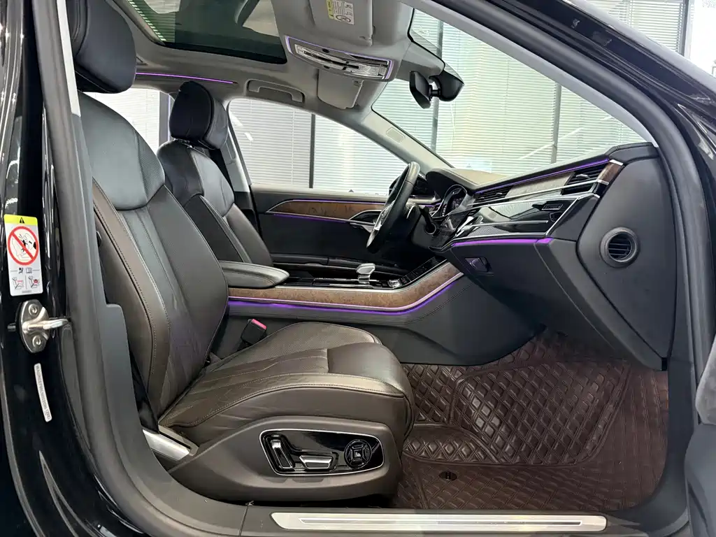 Audi A8 — миниатюра 8