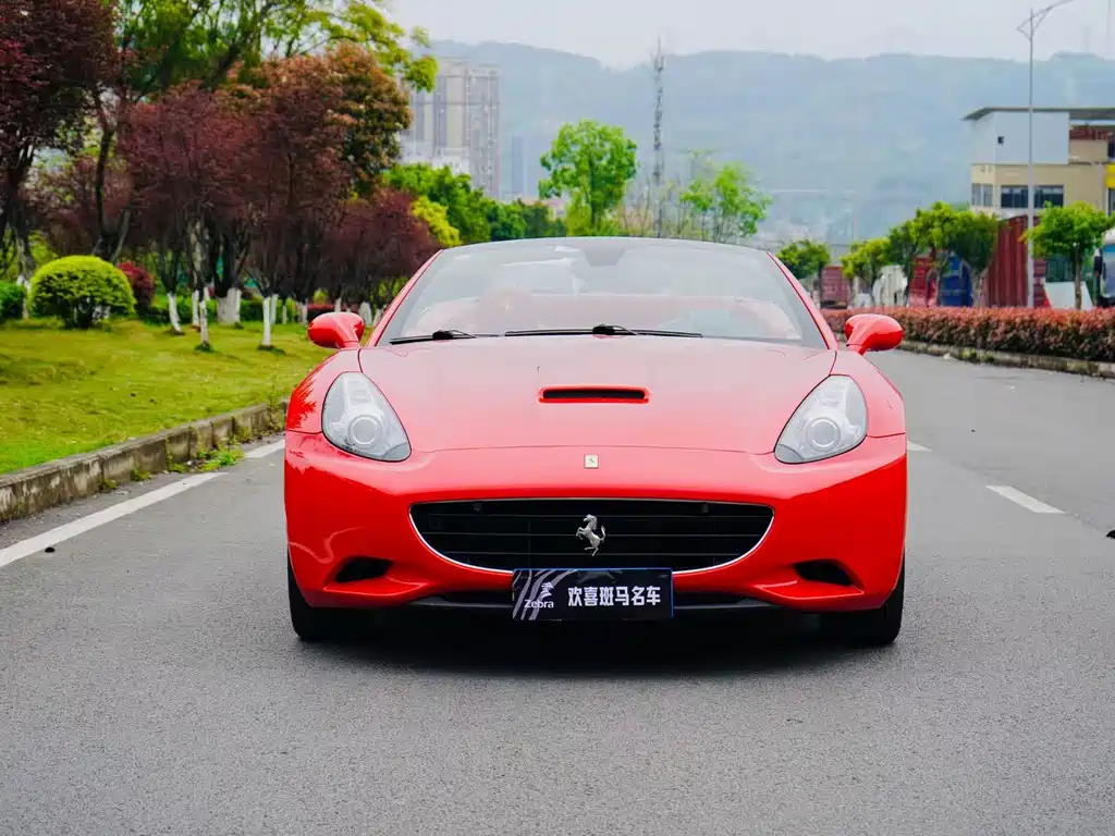 Ferrari California T 2009 4.3L