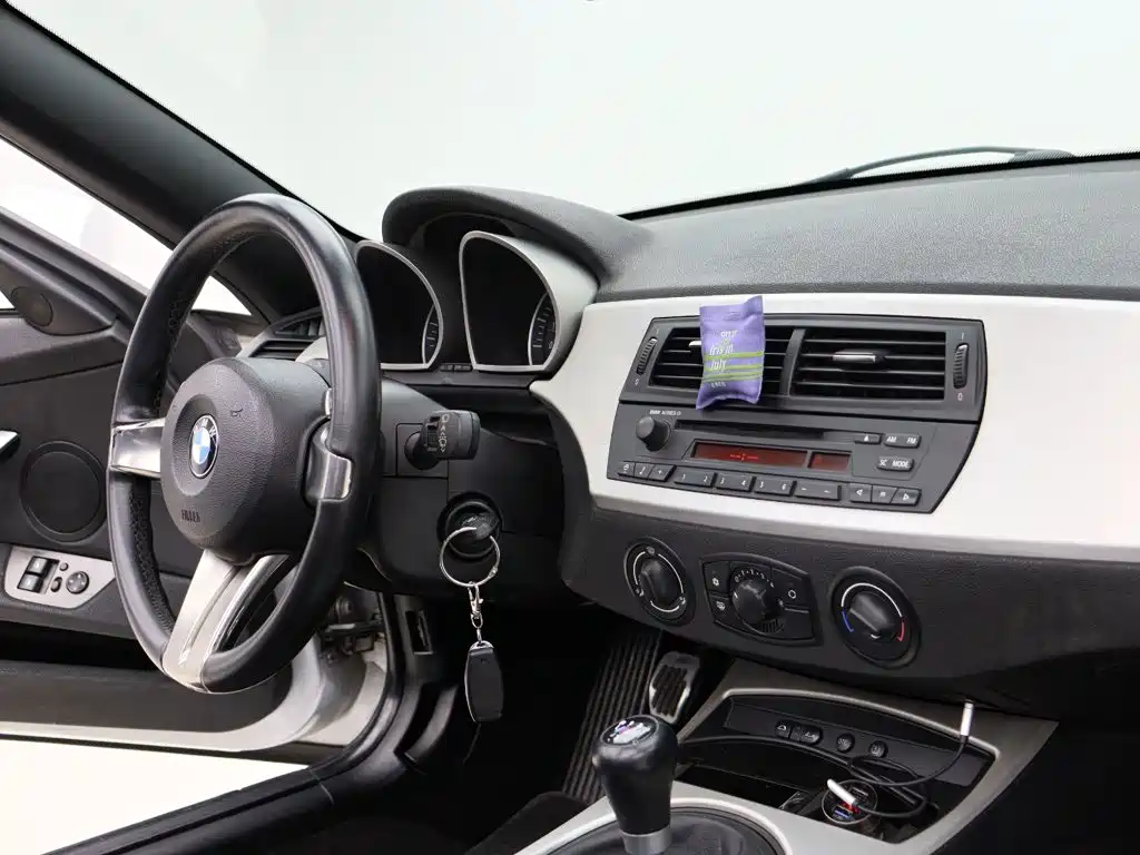 BMW Z4 — миниатюра 13