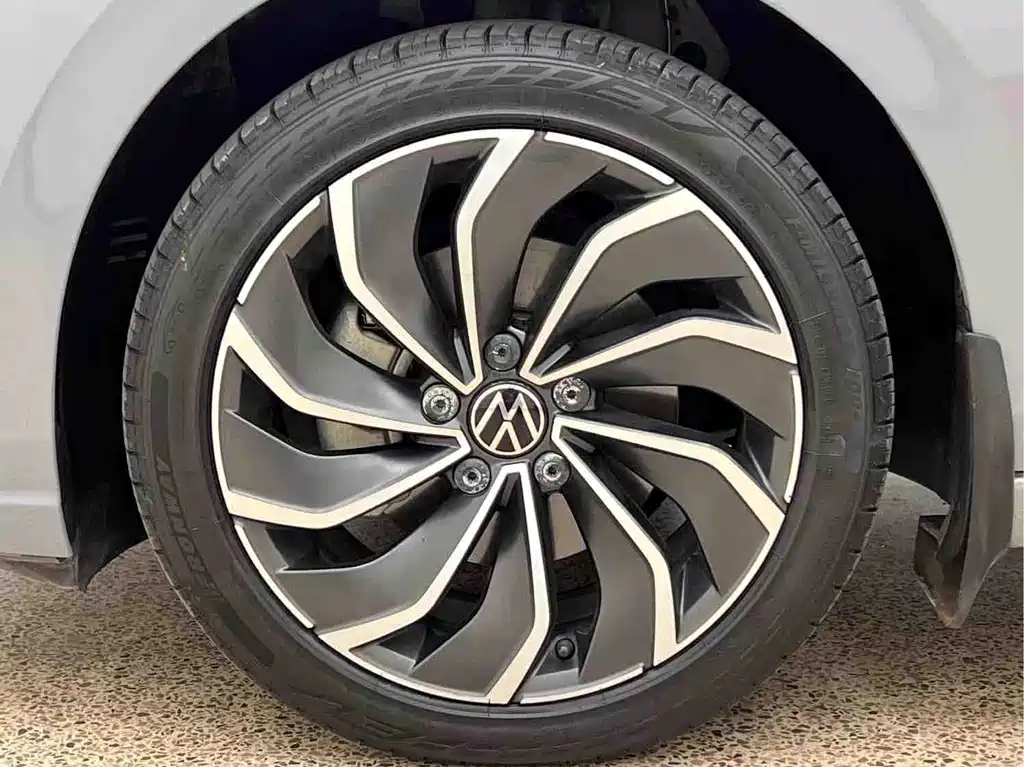 Volkswagen Golf — миниатюра 5