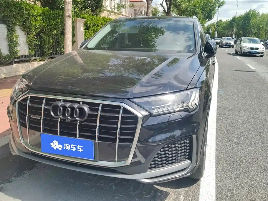 Audi Q7 2021