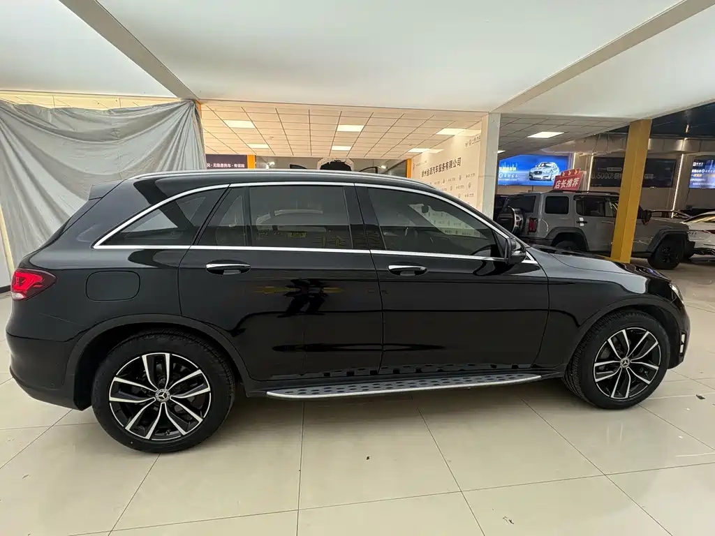 Mercedes-Benz GLC — миниатюра 8