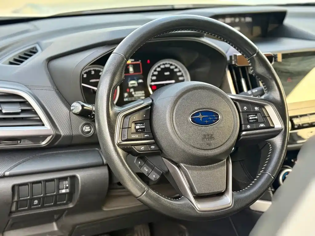 Subaru Forester 2021 2.0i Luxury EyeSight