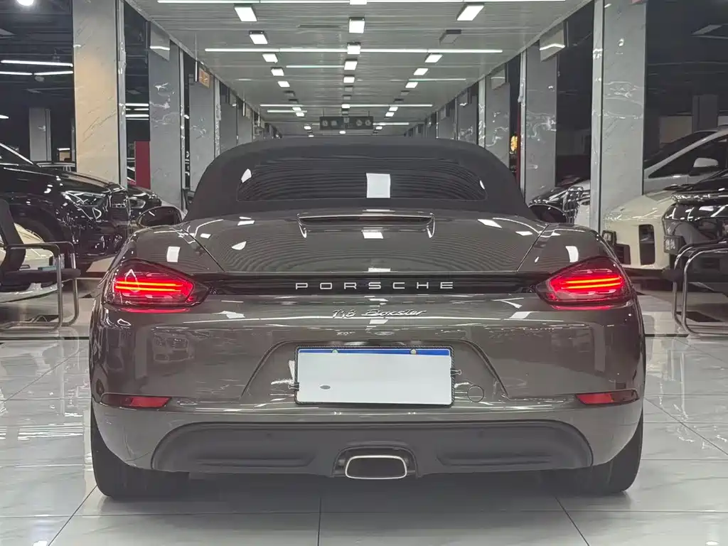 Porsche 718 2022 Boxster 2.0T