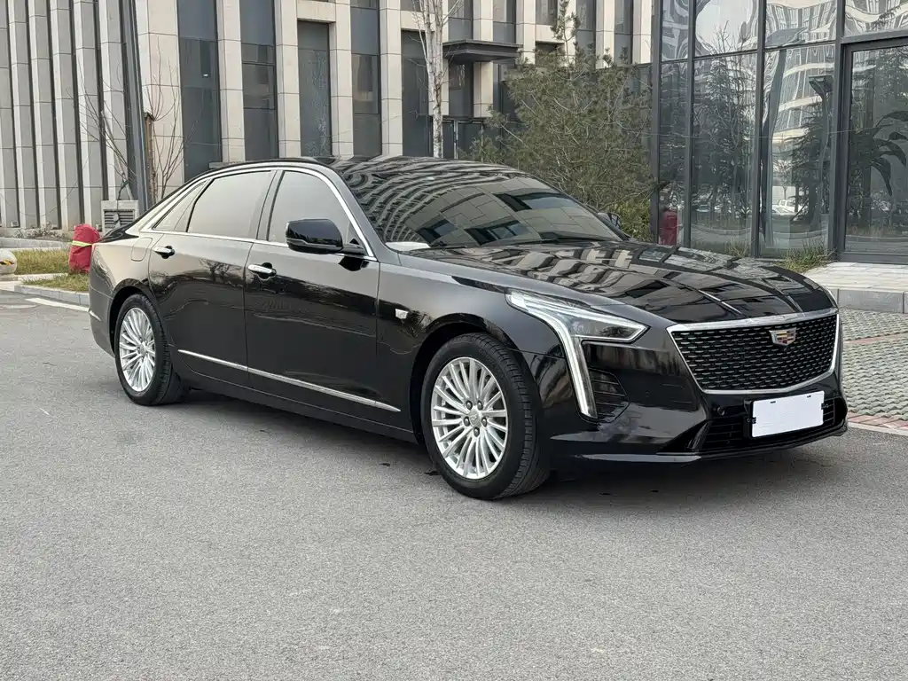 CADILLAC CT6