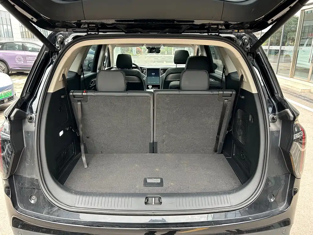 Hongqi Hongqi HS7 PHEV — миниатюра 9
