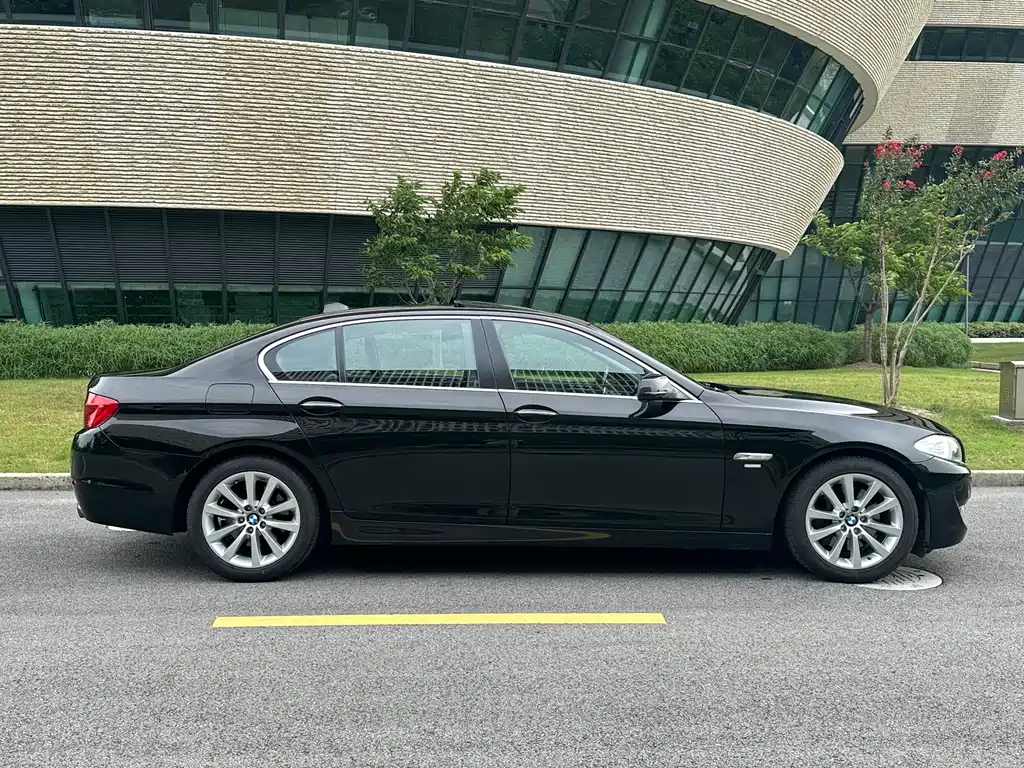 BMW 5 Series 5 2011 535Li Executive