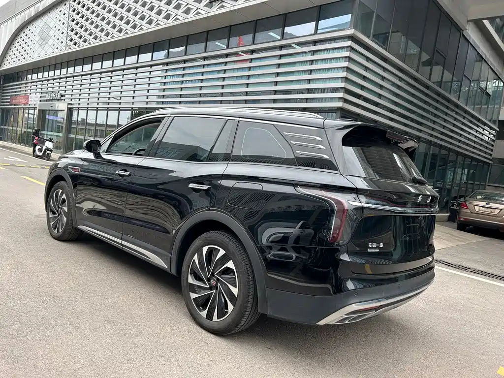 Hongqi Hongqi HS7 PHEV — миниатюра 15