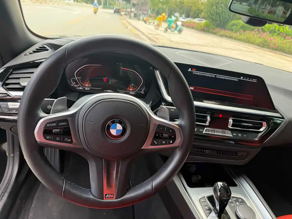 BMW Z4 — миниатюра 8