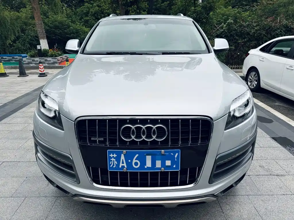 Audi Q7 — миниатюра 7