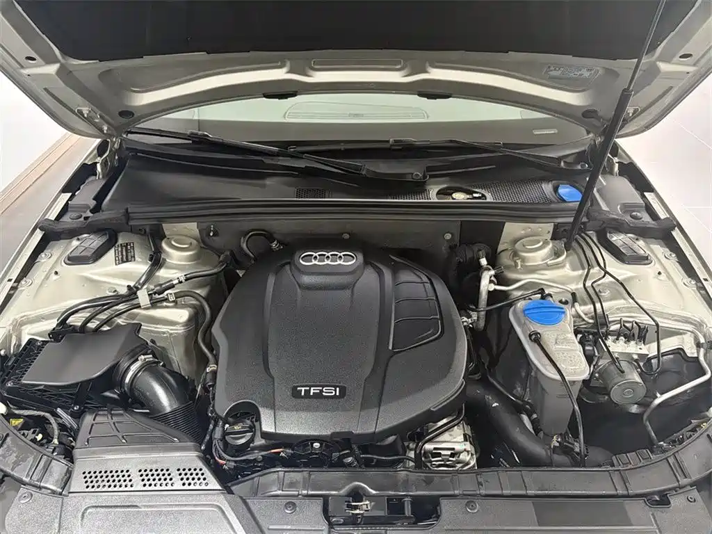 Audi A4L — миниатюра 8