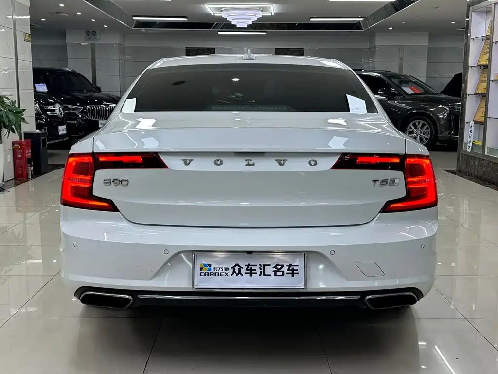 Volvo S90 2020 T5 Luxury