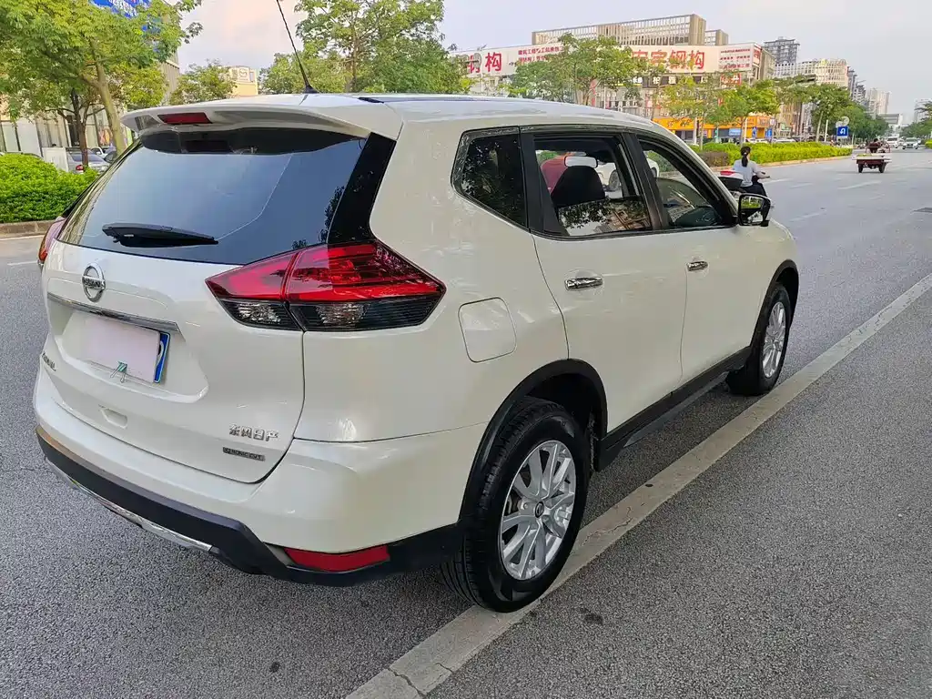 NISSAN QIJUN