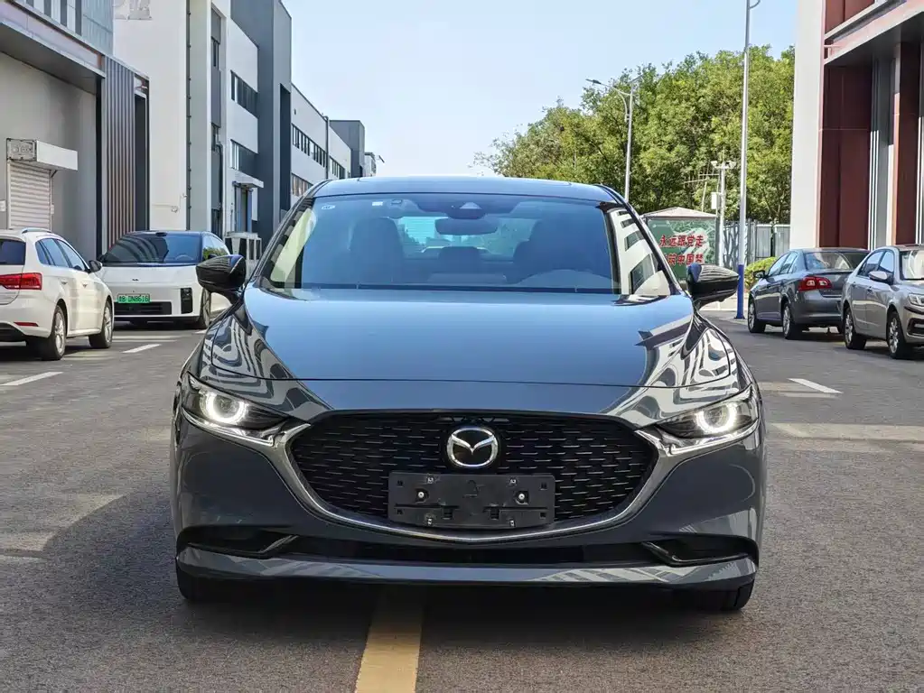 Mazda 3 Axela — миниатюра 2