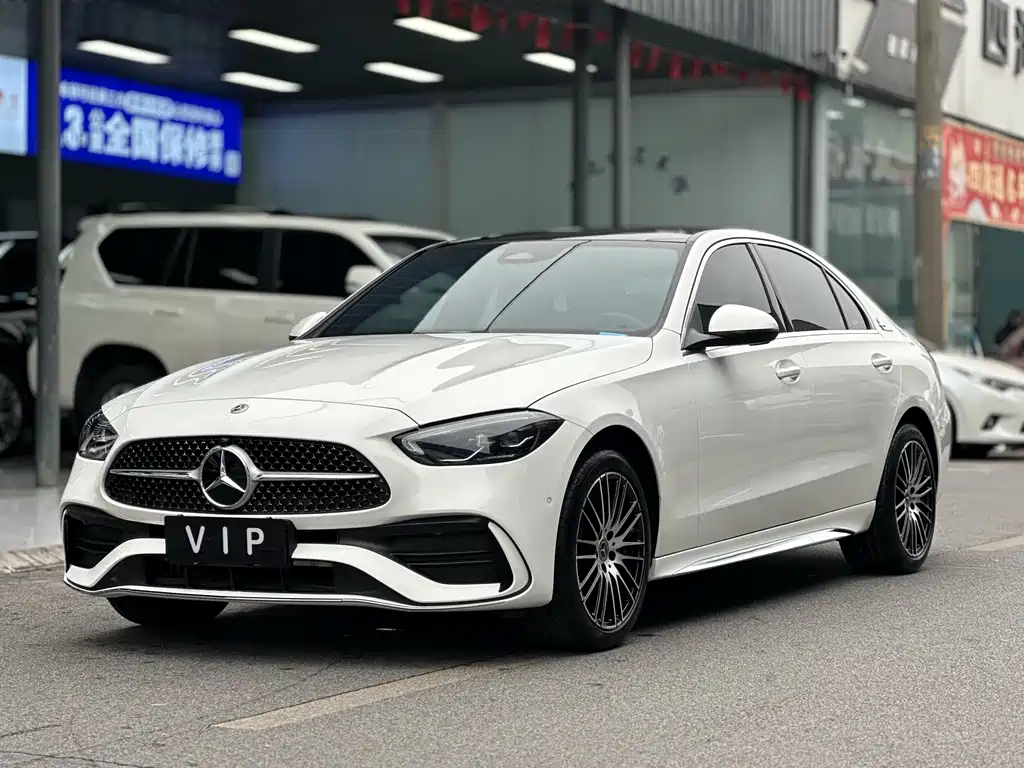 Mercedes-Benz C-Class 2024