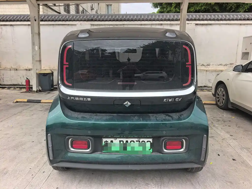 Baojun KiWi EV — миниатюра 5