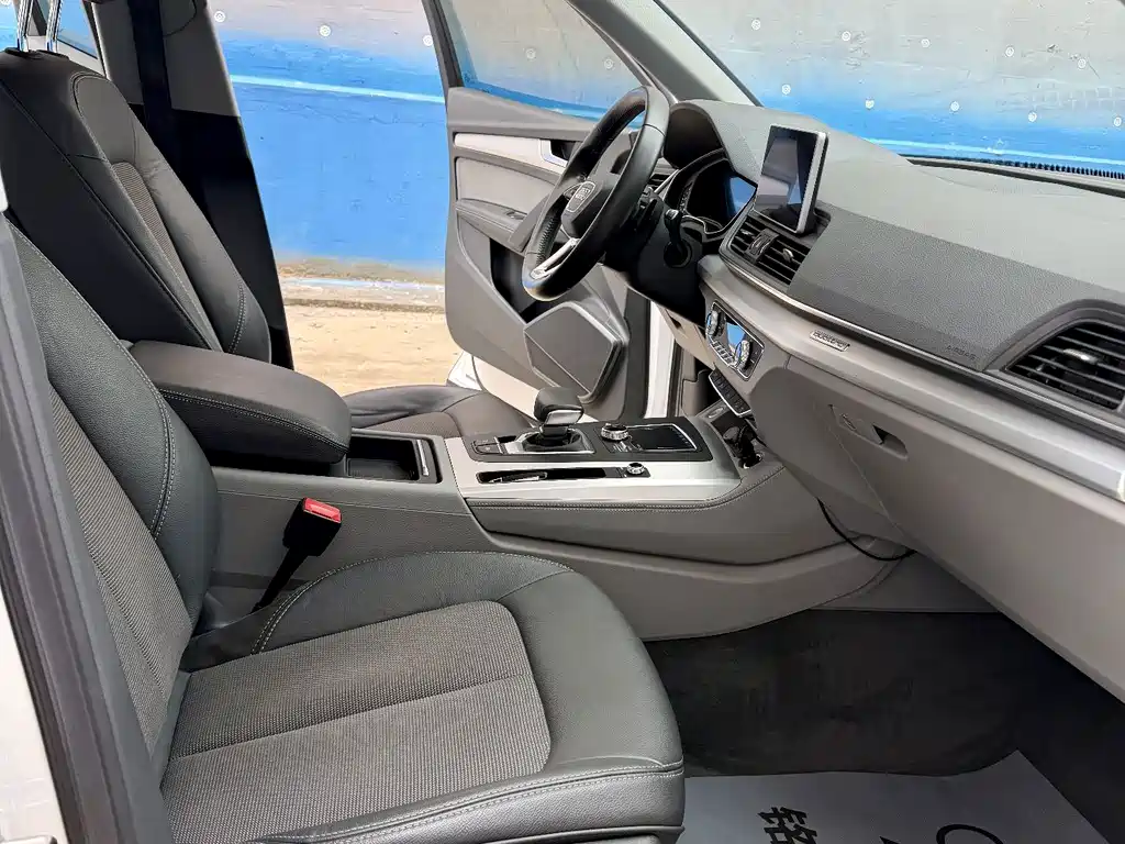 Audi Q5L — миниатюра 14